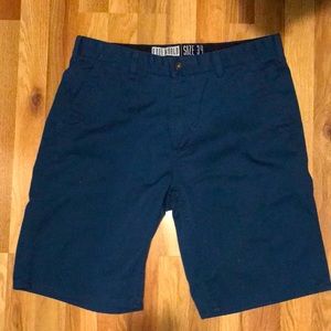 Men’s dark blue shorts